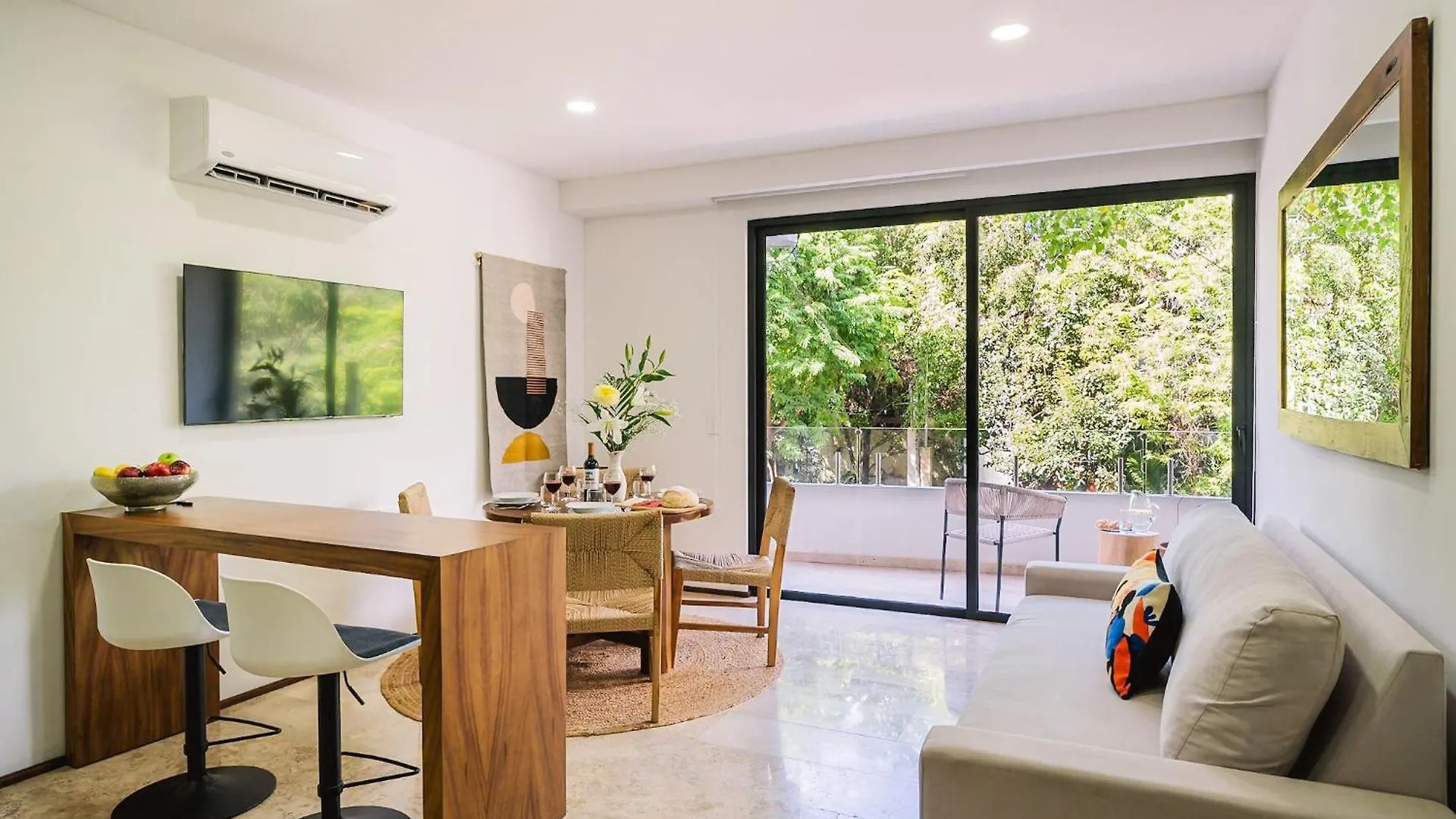 아파트 Central 2Br Sun Lover'S Nest W Gym Rooftop Spa 툴룸