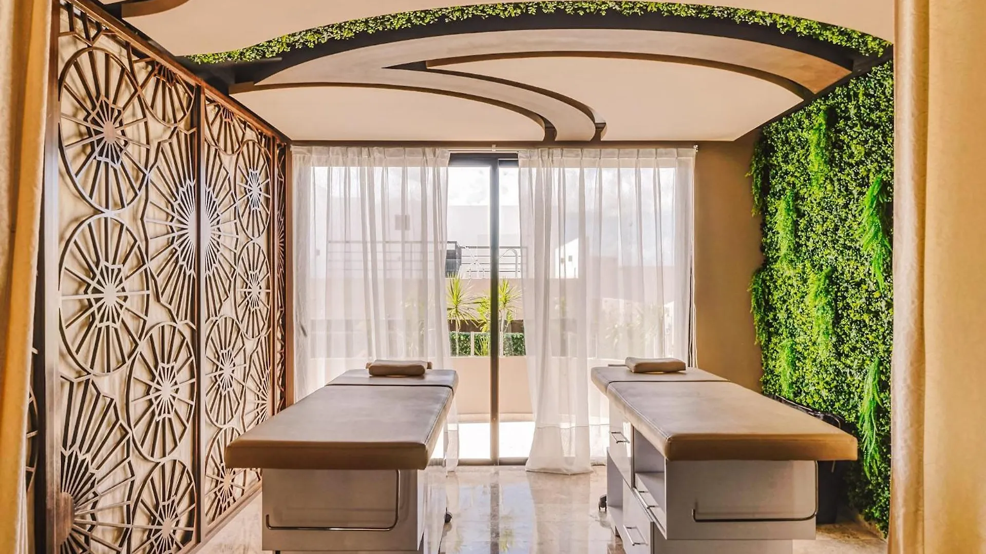 Central 2Br Sun Lover'S Nest W Gym Rooftop Spa 툴룸