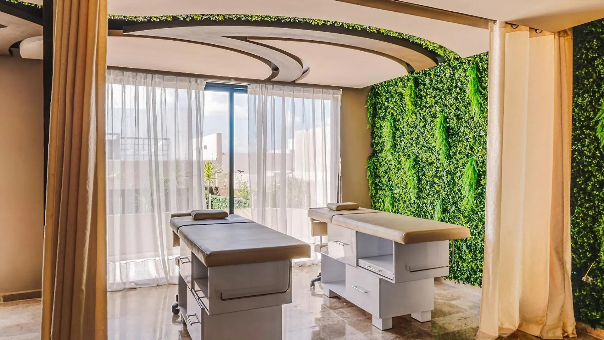 아파트 Central 2Br Sun Lover'S Nest W Gym Rooftop Spa 툴룸