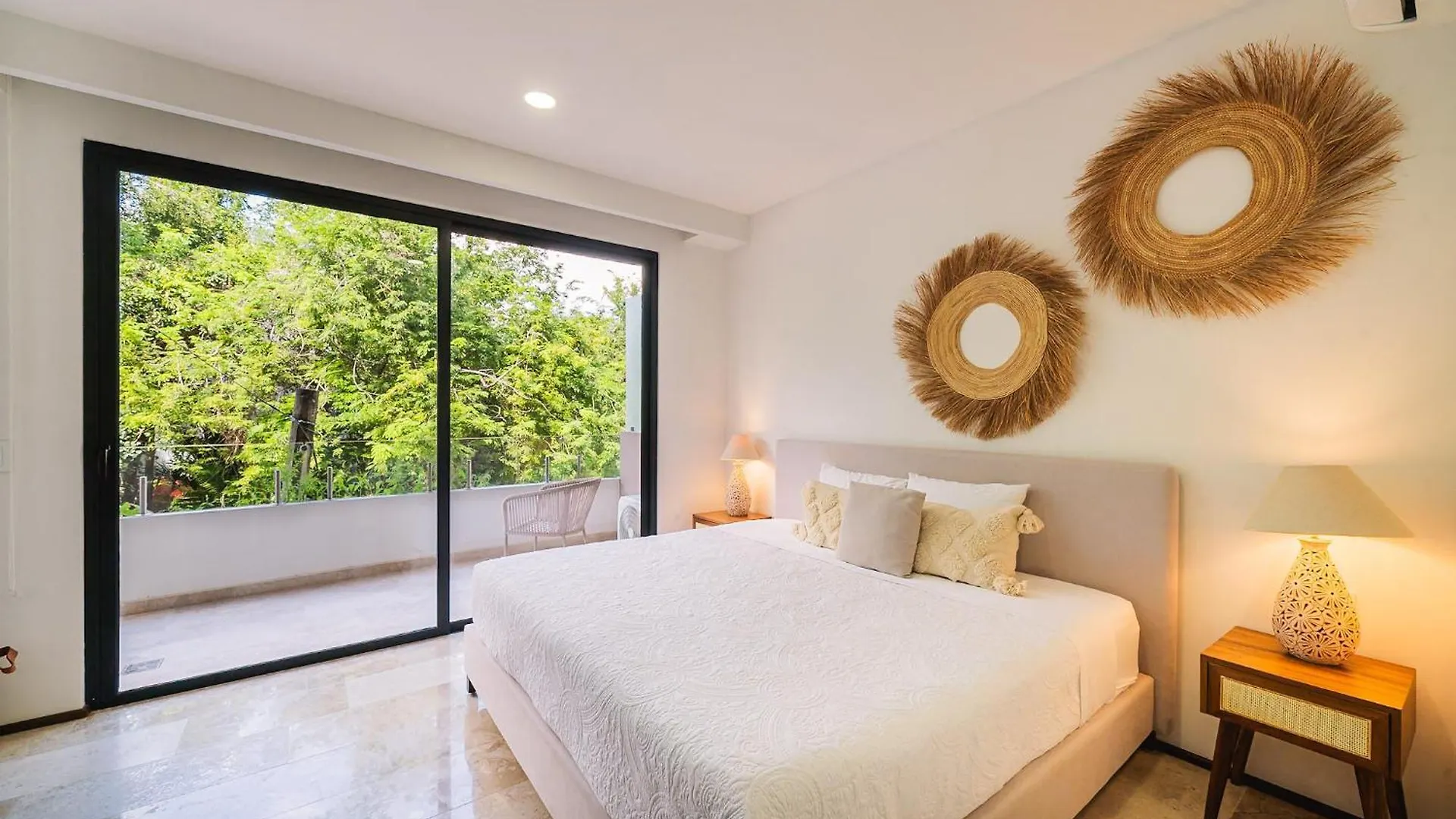 아파트 Central 2Br Sun Lover'S Nest W Gym Rooftop Spa 툴룸