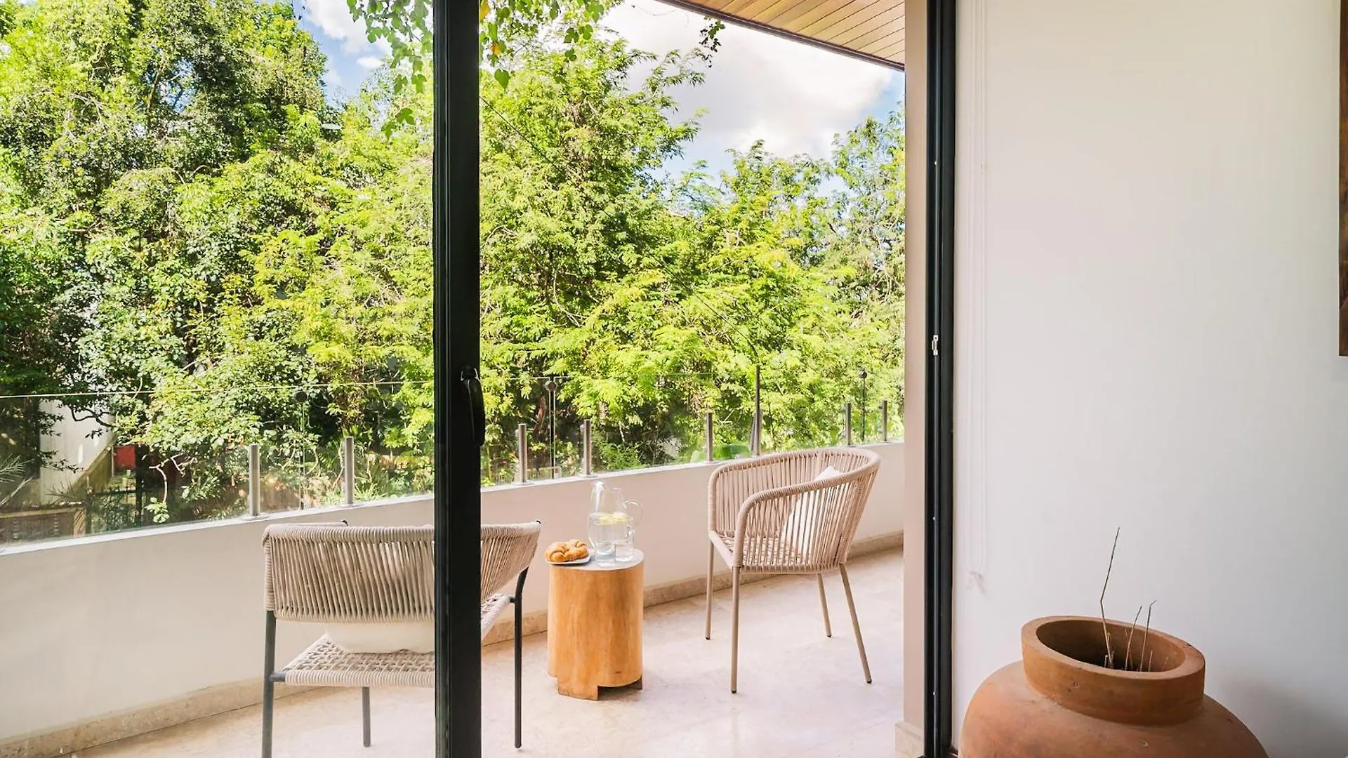 Central 2Br Sun Lover'S Nest W Gym Rooftop Spa 툴룸 아파트